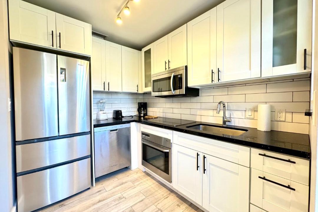 Photo of Kitchen in Biscayne Park