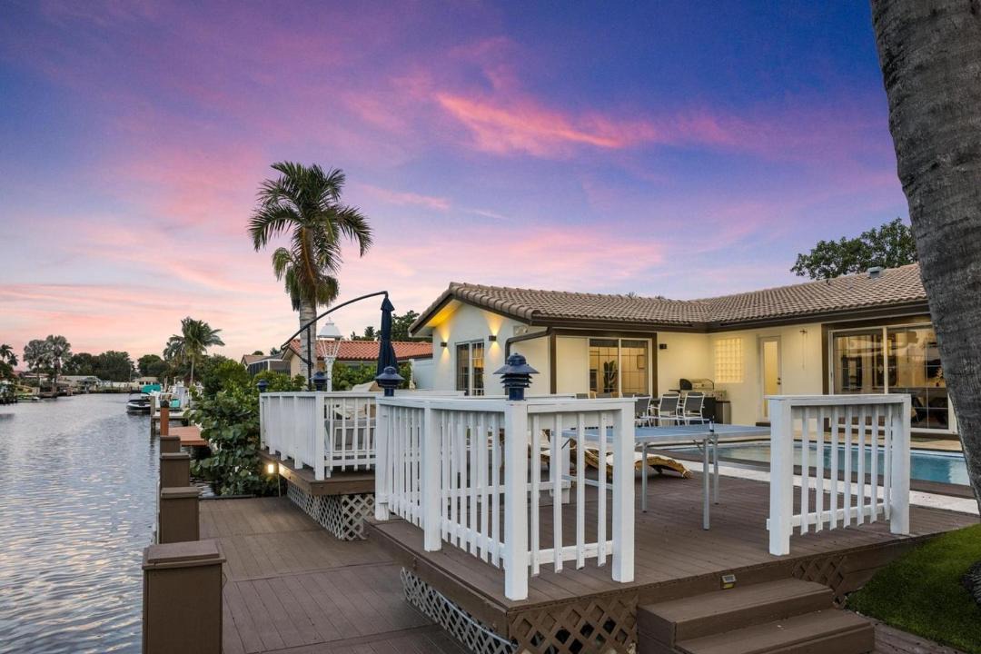Photo of Others in Coral Ridge Isles