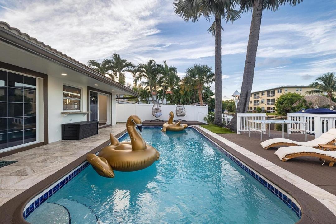 Photo of Others in Coral Ridge Isles