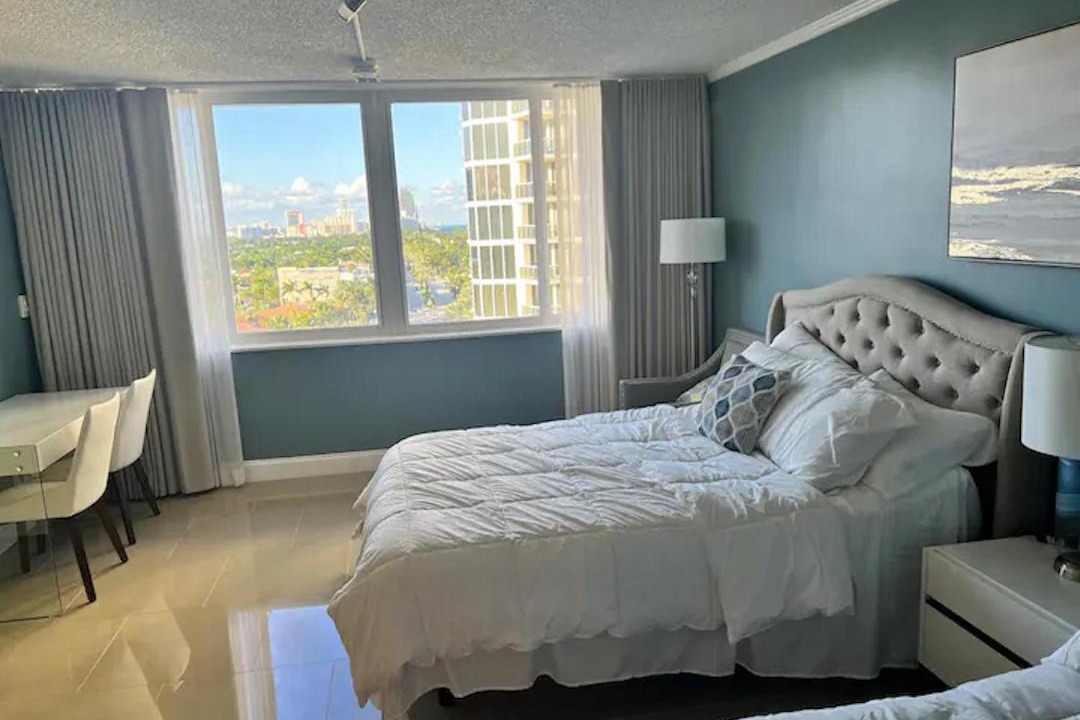 Photo of Others in Sunny Isles Beach