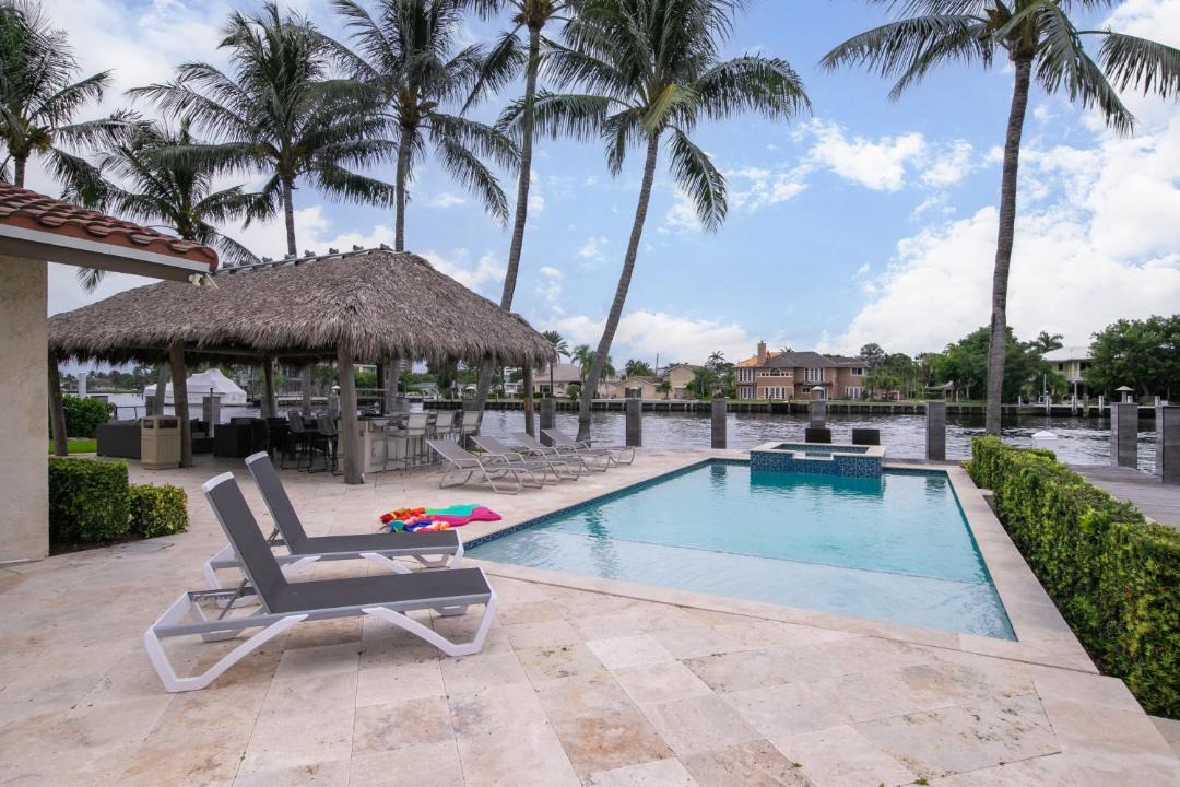 Photo of Others in Pompano Beach
