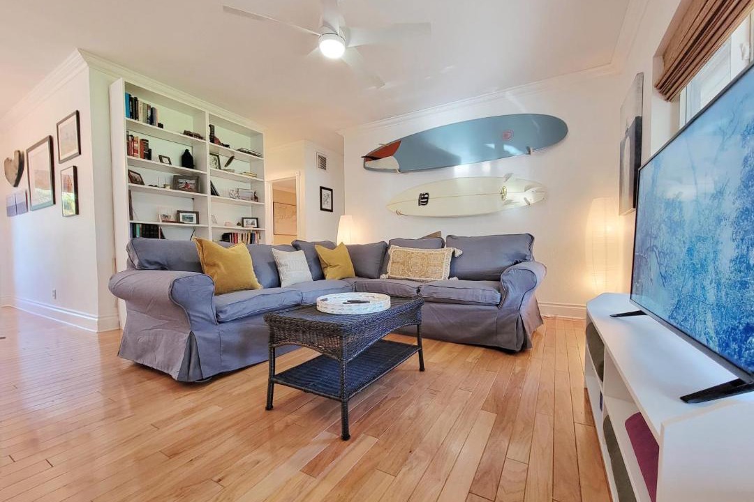 Photo of Livingroom in Middle River Terrace