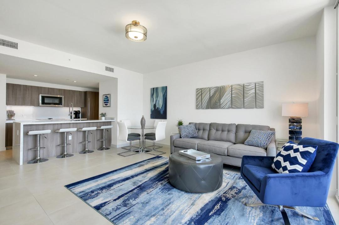 Photo of Livingroom in Central Beach