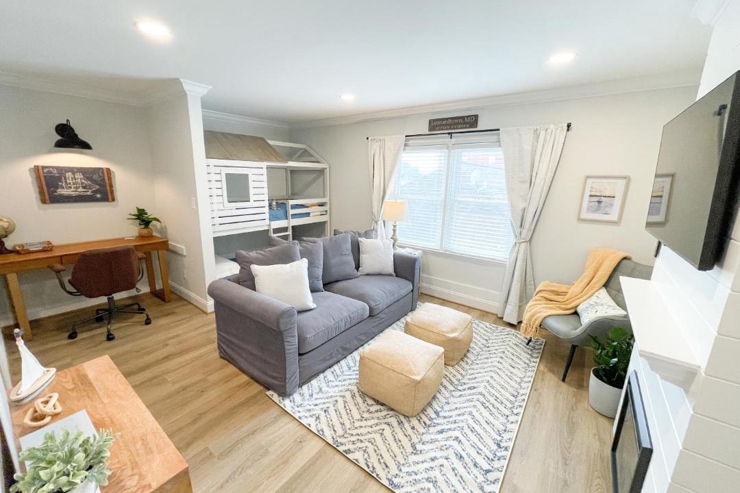 Photo of Livingroom in Leonardtown
