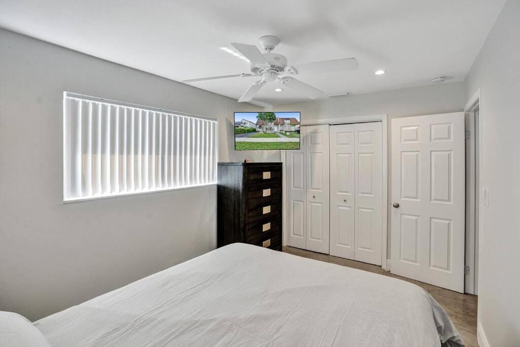 Photo of Bedroom in Hollywood