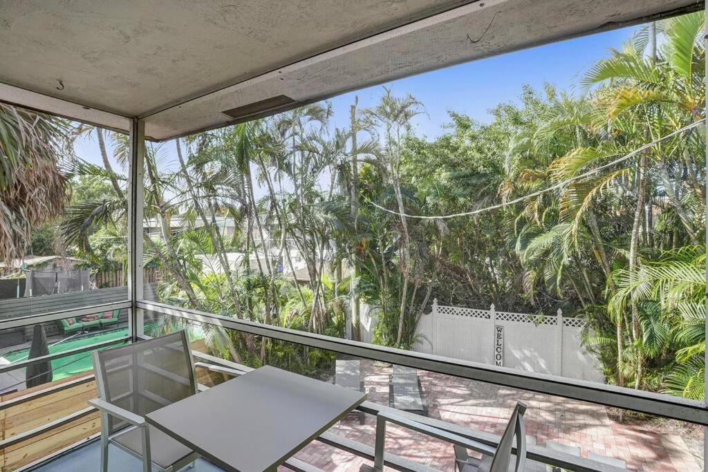 Photo of Patio Balcony in Hollywood