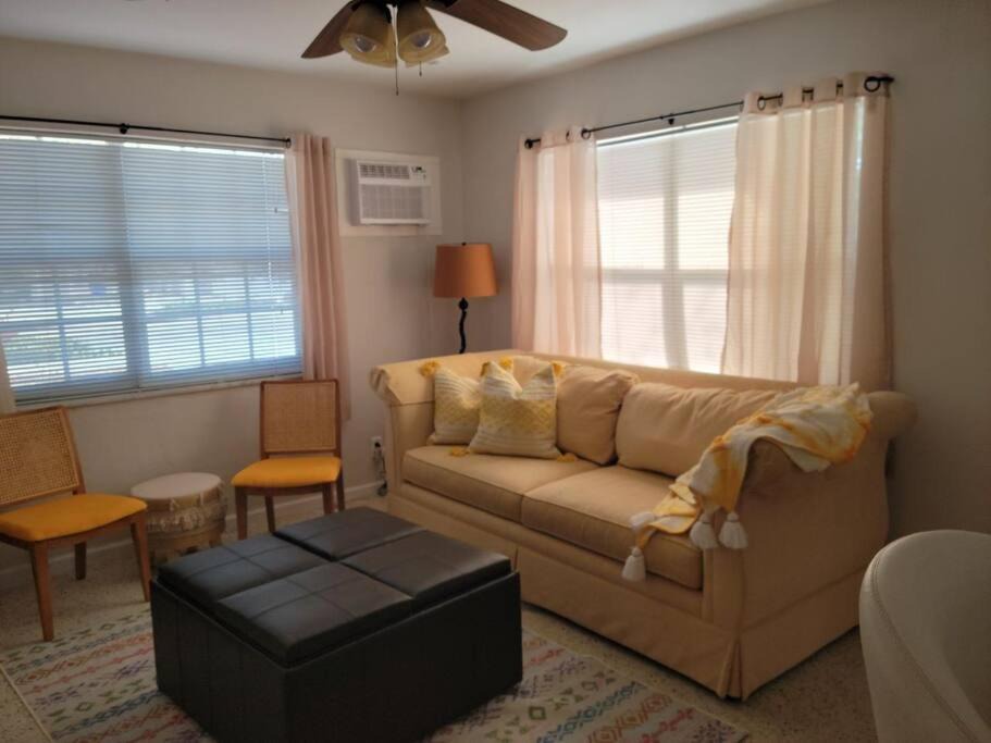 Photo of Livingroom in Delray Beach