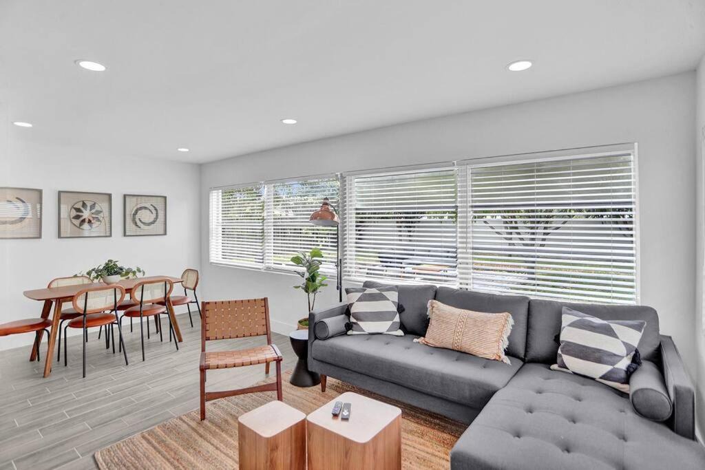 Photo of Livingroom in North Andrews Gardens