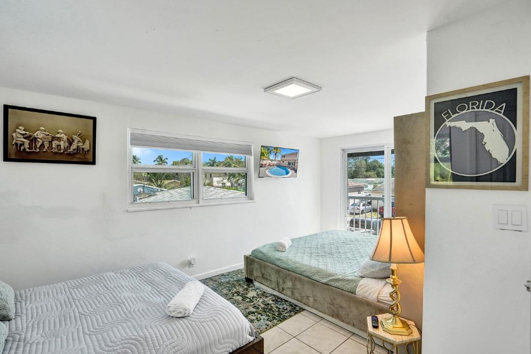 Photo of Others in Hallandale Beach