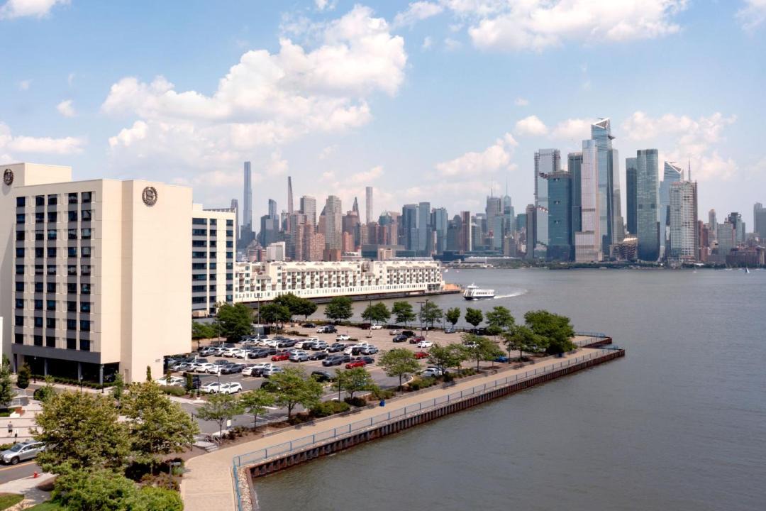 Photo of Others in Weehawken