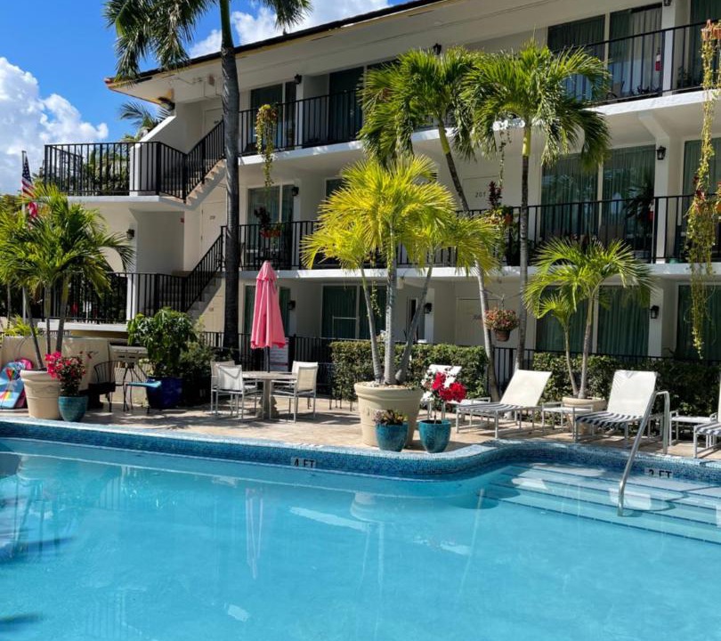 Photo of Others in Bermuda Riviera