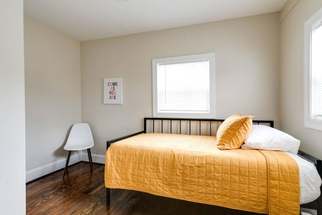 Photo of Bedroom in Mosby