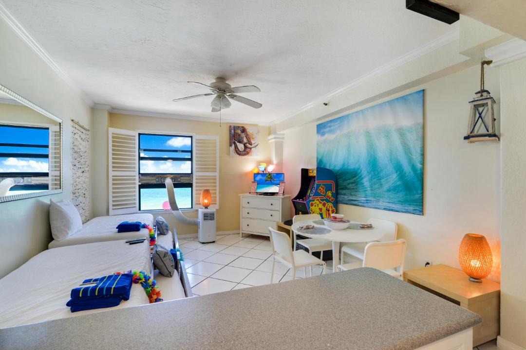 Photo of Livingroom in Hollywood