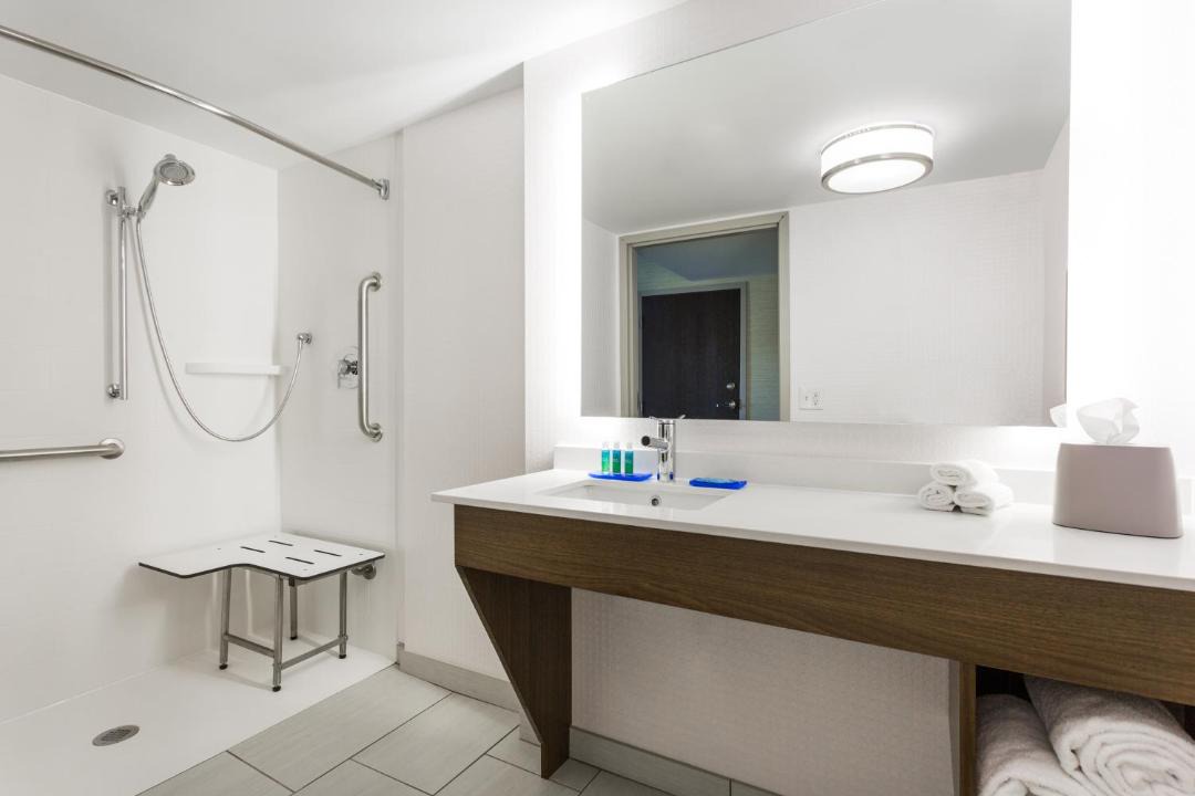 Photo of Bathroom in Lorton
