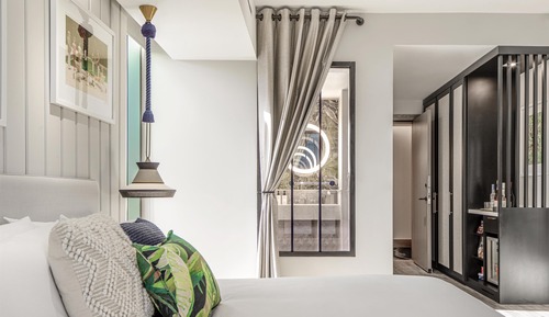 Room, 1 King Bed, Balcony (Grove Vibe)
