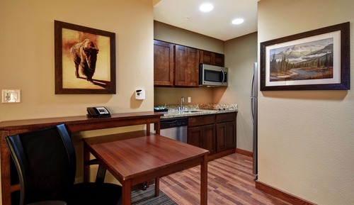 Studio, 1 King Bed, Accessible, Mountain View (Bathtub)