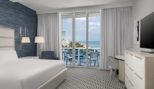 Room, 1 King Bed, Balcony, Ocean View