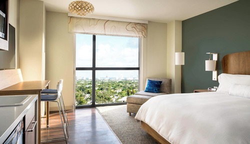 Room, 1 King Bed, City View