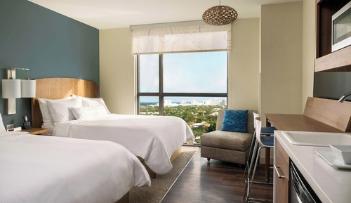 Room, 2 Queen Beds, City View