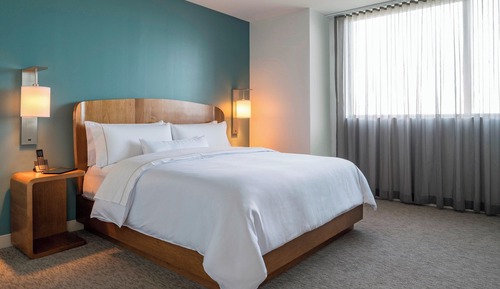 Suite, 1 Bedroom, City View