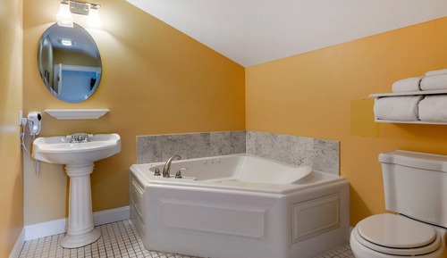 Suite, 1 Queen Bed, Non Smoking