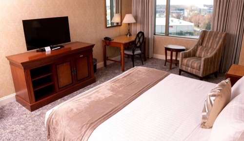 Classic Room, 1 King Bed