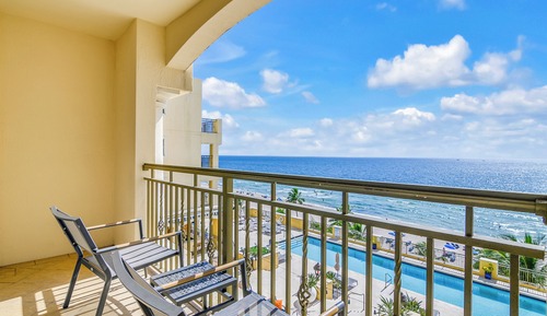 Oceanfront Studio 1 King