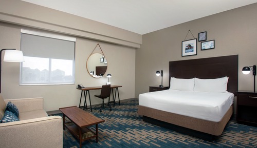 Executive Studio, 1 King Bed with Sofa bed