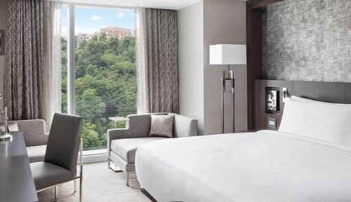Deluxe Room, 2 Queen Beds
