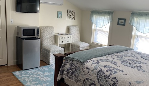 Main Inn Seaglass