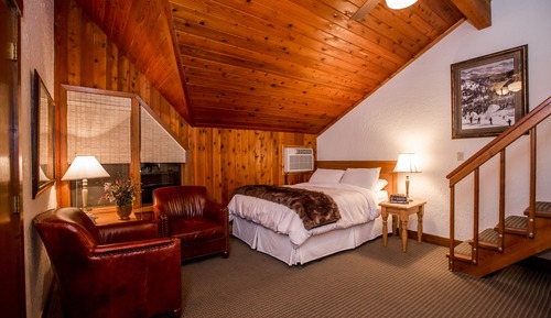 Loft Unit with Two-Queen Beds