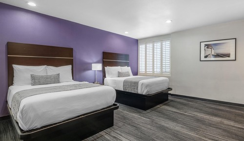 Standard Room, 2 Queen Beds, Non Smoking, Refrigerator & Microwave