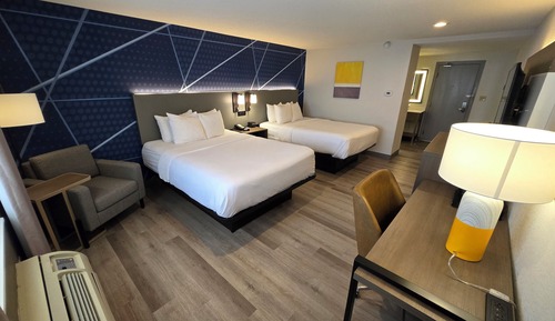 Standard Room, 2 Queen Beds, Non Smoking