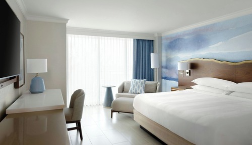 Deluxe Room, Ocean View (Mobility Accessible, Roll-In Shower)