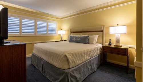 Suite, 1 Bedroom, Non Smoking, Poolside