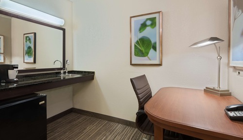 Room, 2 Double Beds, Accessible (Roll-in Shower)