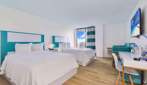 Deluxe Room, 1 King Bed with Sofa bed, Non Smoking