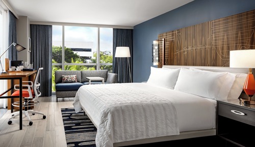 Classic Room, 1 King Bed