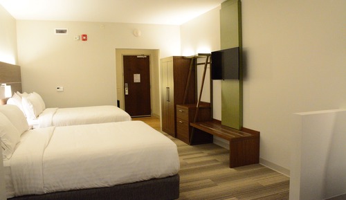 Suite, 2 Queen Beds, Accessible (Communications)