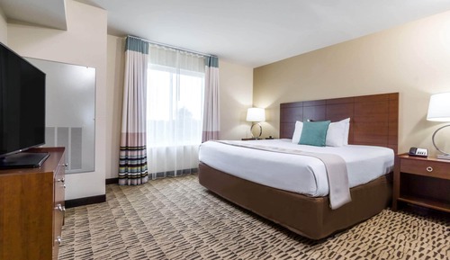 Suite, 1 King Bed, Non Smoking, Kitchen
