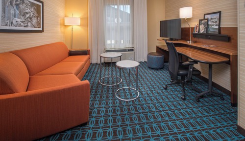 Studio, 1 King Bed with Sofa bed, Accessible Bathtub