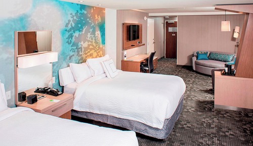Suite, Multiple Beds, Accessible Bathtub