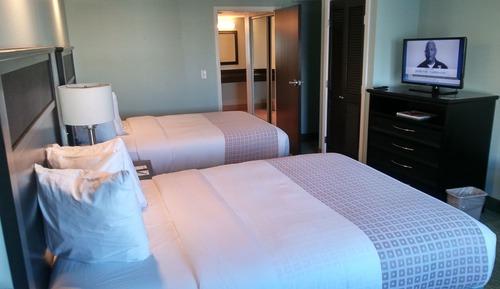 Bay View 2 Queen, Suite, Sleep Sofa