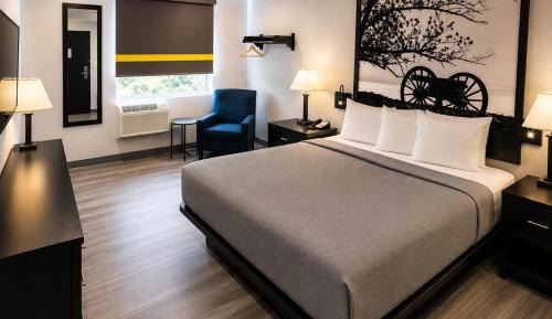 Queen Room - Disability Access/Non-Smoking