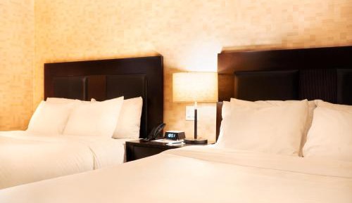 Queen Room with Two Queen Beds - Disability Access