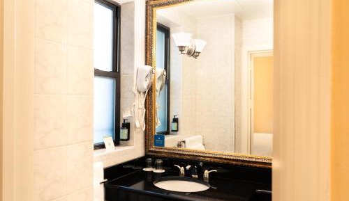 Superior Queen Room