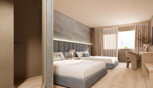 Queen Room with Two Queen Beds - Mobility Accessible