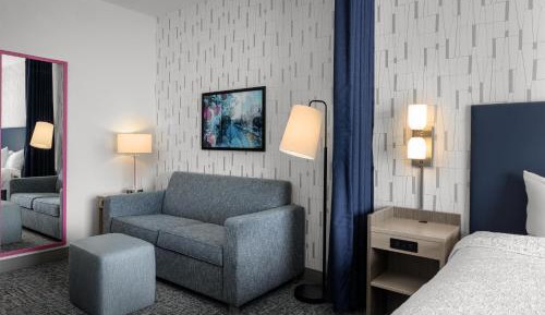 King Studio Suite