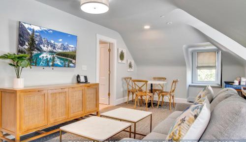 Superior King Suite