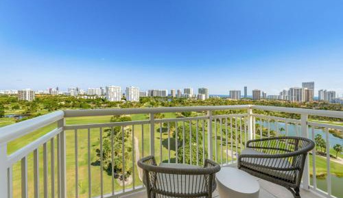Golf View Double, Guest room, 2 Queen, Golf view, Balcony